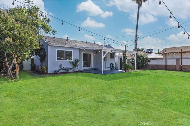9971 Ilex Avenue, Pacoima, CA 91331