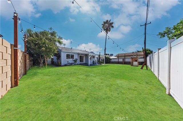 9971 Ilex Avenue, Pacoima, CA 91331