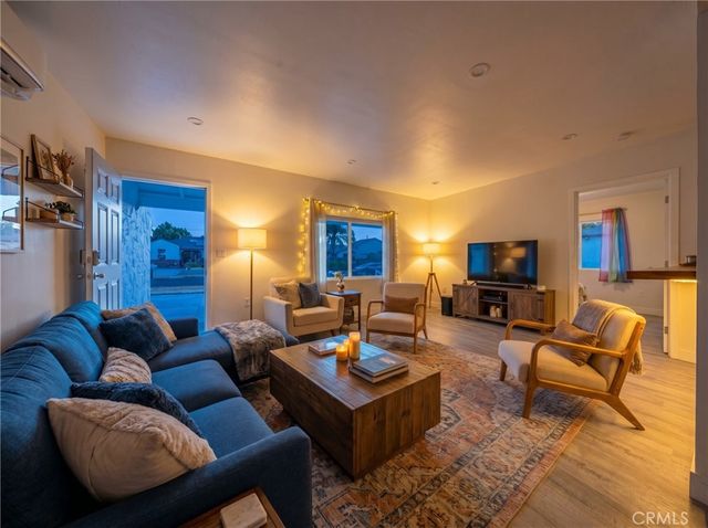 9971 Ilex Avenue, Pacoima, CA 91331