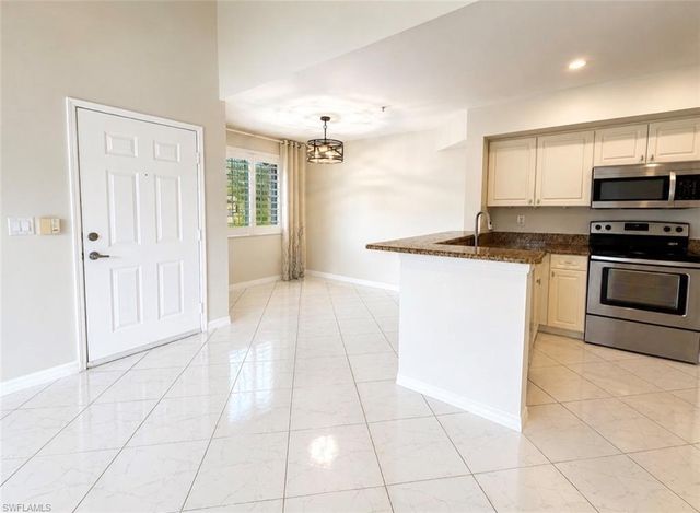 1265 Wildwood Lakes BLVD 201, Naples, FL 34104