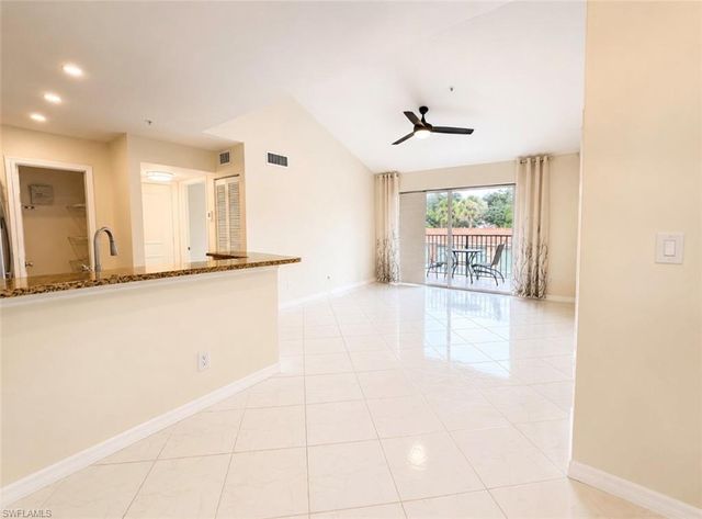 1265 Wildwood Lakes BLVD 201, Naples, FL 34104