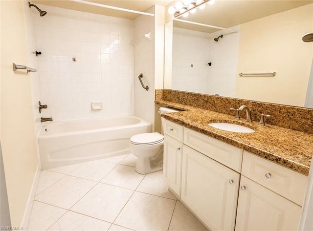 1265 Wildwood Lakes BLVD 201, Naples, FL 34104