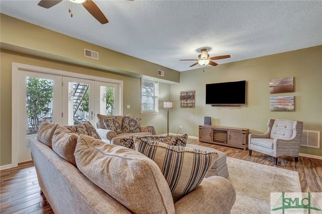 777 E 1st Street, Midway, GA 31320