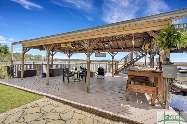 777 E 1st Street, Midway, GA 31320