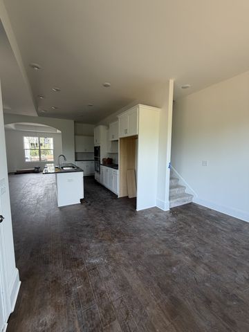 1008 Tiane Trail, Gallatin, TN 37066