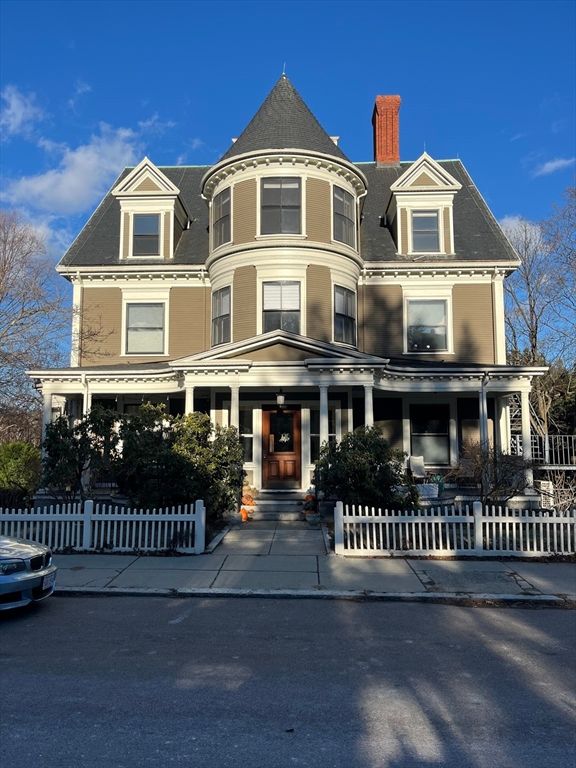 11 Revere Street 6, Boston, MA 02130