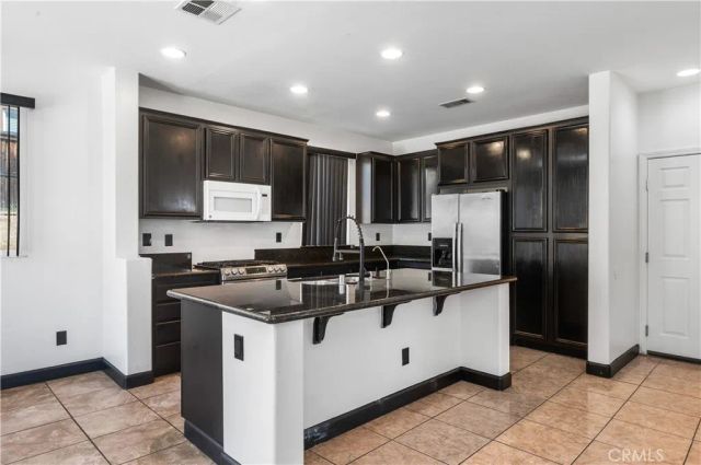 29263 Gateway Drive, Lake Elsinore, CA 92530