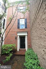 421 N GEORGE MASON DR, Arlington, VA 22203