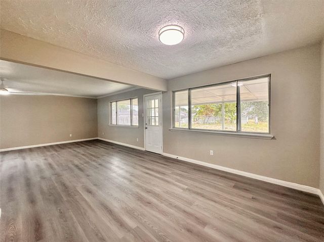 16743 Lost Quail Drive, Houston, TX 77489