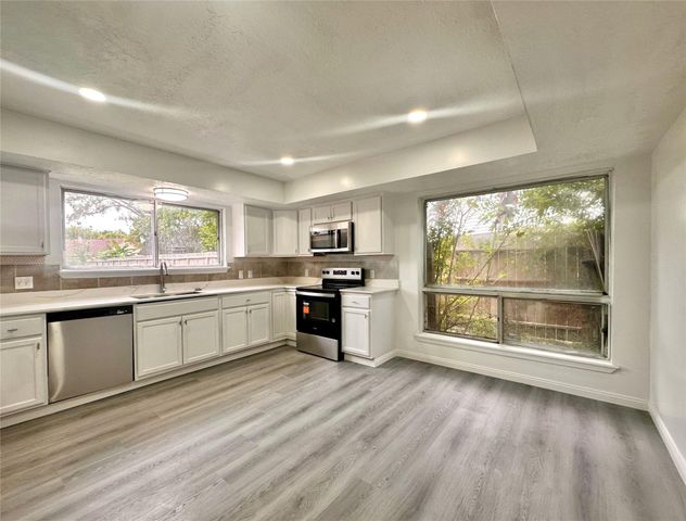 16743 Lost Quail Drive, Houston, TX 77489