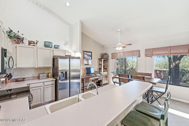 164 N Cobalt Drive, Green Valley, AZ 85614