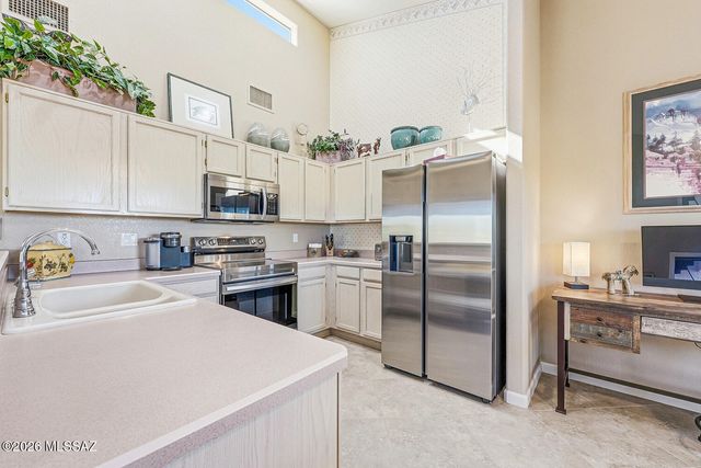 164 N Cobalt Drive, Green Valley, AZ 85614