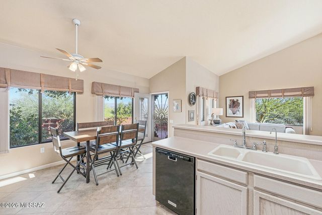 164 N Cobalt Drive, Green Valley, AZ 85614