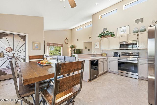 164 N Cobalt Drive, Green Valley, AZ 85614