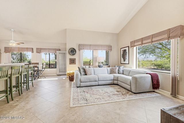 164 N Cobalt Drive, Green Valley, AZ 85614