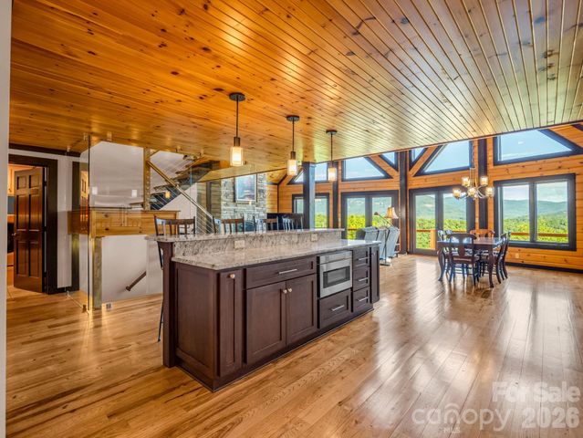 590 Boulder Ridge, Lake Lure, NC 28746