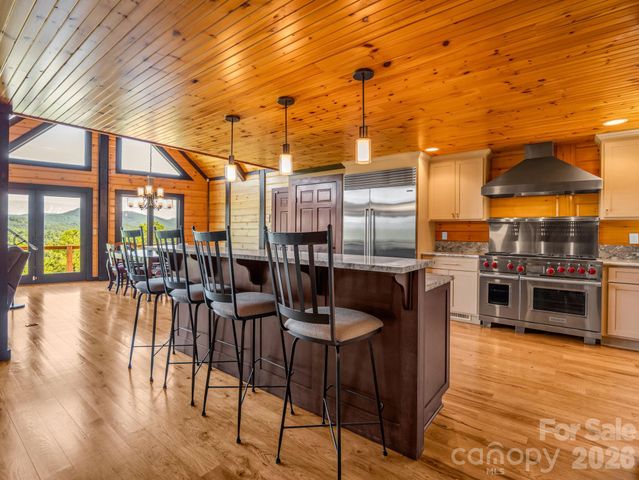 590 Boulder Ridge, Lake Lure, NC 28746