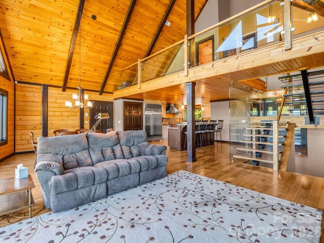 590 Boulder Ridge, Lake Lure, NC 28746