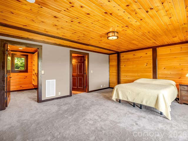 590 Boulder Ridge, Lake Lure, NC 28746