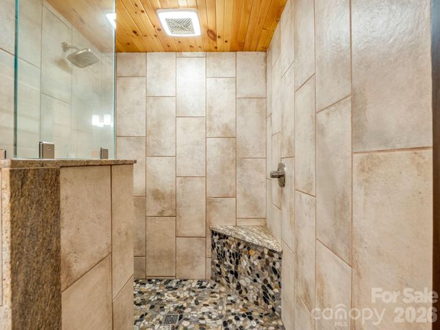 590 Boulder Ridge, Lake Lure, NC 28746