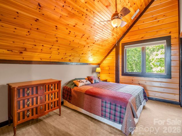 590 Boulder Ridge, Lake Lure, NC 28746