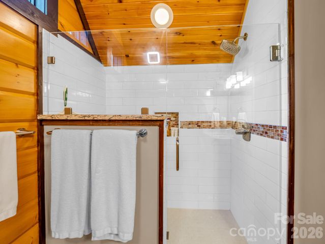 590 Boulder Ridge, Lake Lure, NC 28746