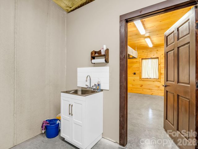 590 Boulder Ridge, Lake Lure, NC 28746