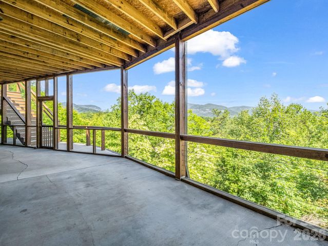 590 Boulder Ridge, Lake Lure, NC 28746