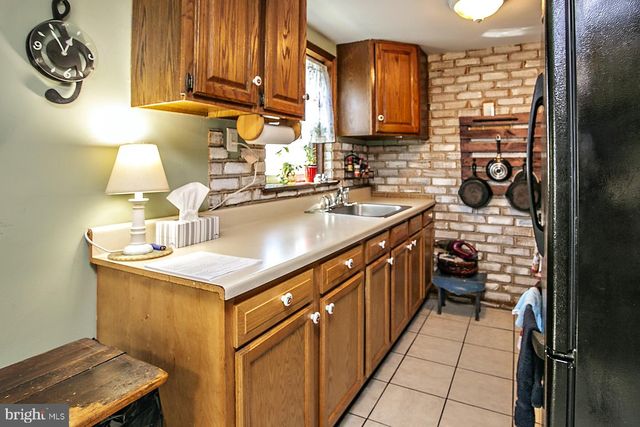 104 FARVIEW AVE, Norristown, PA 19403
