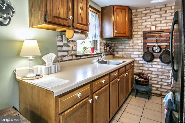 104 FARVIEW AVE, Norristown, PA 19403