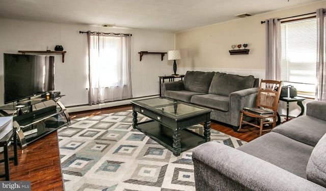 104 FARVIEW AVE, Norristown, PA 19403