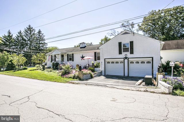 104 FARVIEW AVE, Norristown, PA 19403