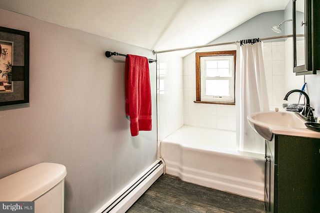 104 FARVIEW AVE, Norristown, PA 19403