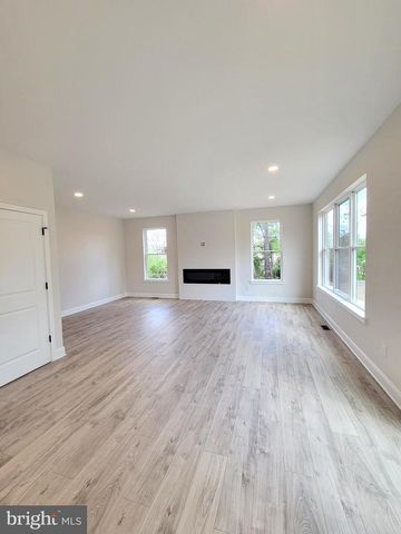 103 HEATHERWOOD DR, Vineland, NJ 08360