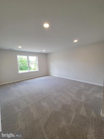 103 HEATHERWOOD DR, Vineland, NJ 08360
