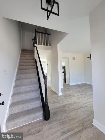 103 HEATHERWOOD DR, Vineland, NJ 08360