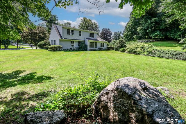 2 White Pine Drive, Brookfield, CT 06804