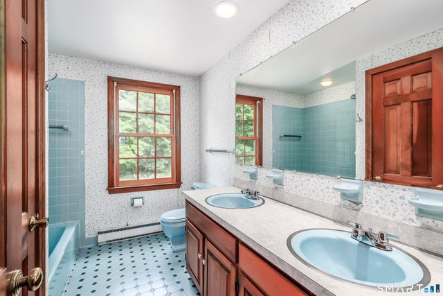 2 White Pine Drive, Brookfield, CT 06804