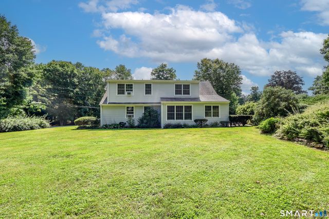 2 White Pine Drive, Brookfield, CT 06804