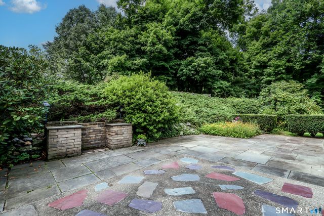 2 White Pine Drive, Brookfield, CT 06804