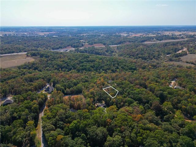 Ingleborough Drive, Bella Vista, AR 72715