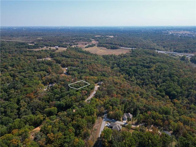 Ingleborough Drive, Bella Vista, AR 72715