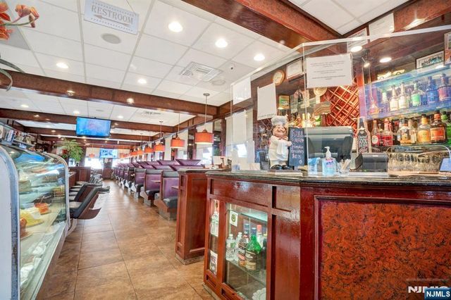 260 Us Highway 46, Elmwood Park, NJ 07407