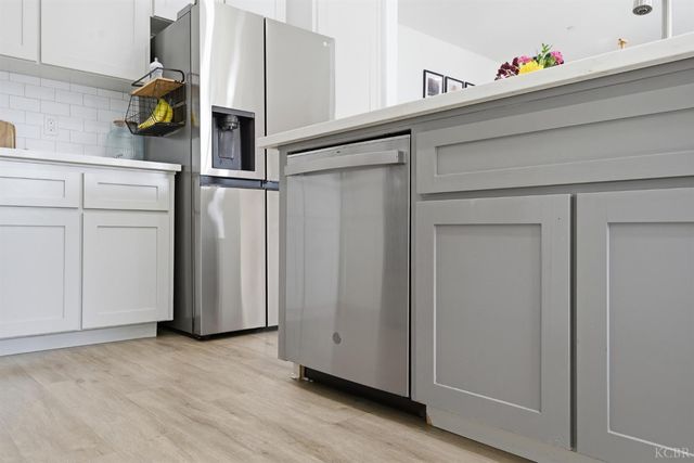 775 Kimball Lane, Hanford, CA 93230