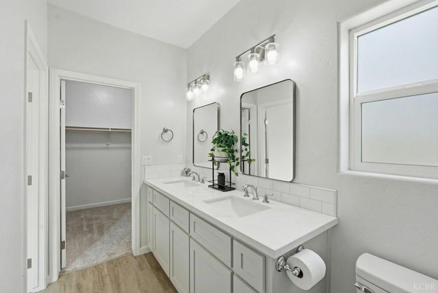 775 Kimball Lane, Hanford, CA 93230