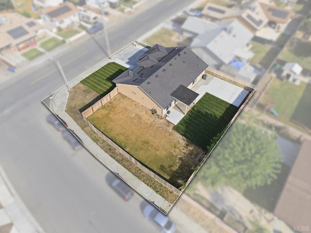 775 Kimball Lane, Hanford, CA 93230