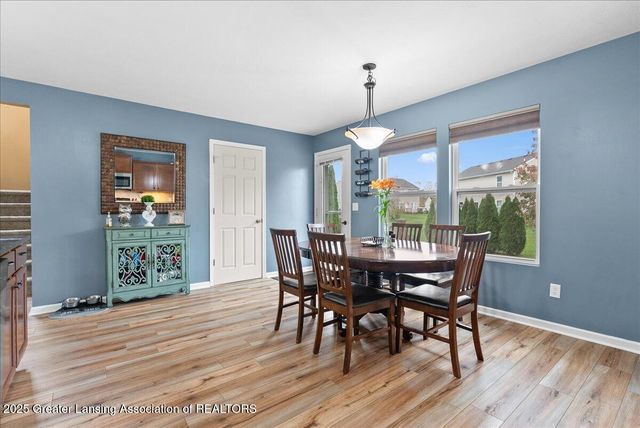 15080 Loxley Lane, Lansing, MI 48906