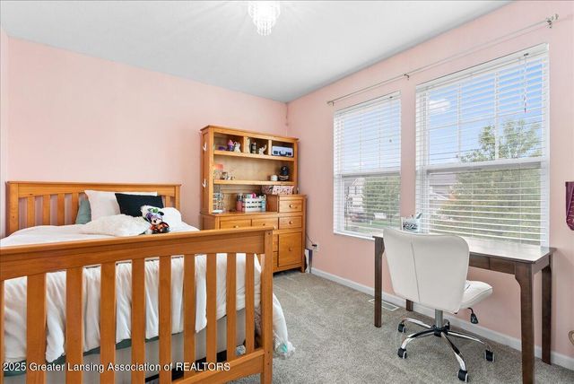 15080 Loxley Lane, Lansing, MI 48906