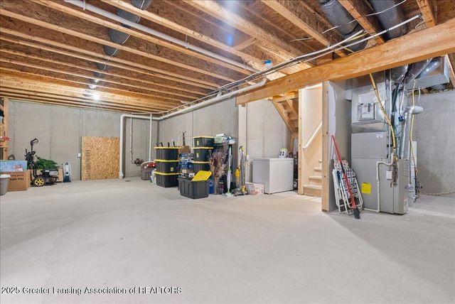 15080 Loxley Lane, Lansing, MI 48906