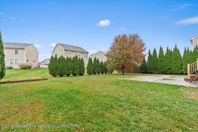 15080 Loxley Lane, Lansing, MI 48906